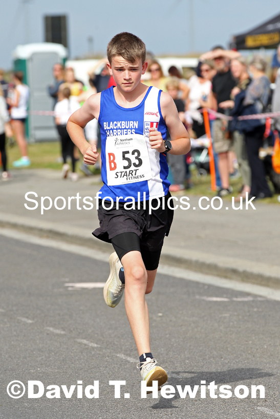 Boys under-15s 2021 Northern 6 and 4 Stage and Young Athletes Road Relays, Redcar. Photo: David T. Hewitson/Sports for All Pics